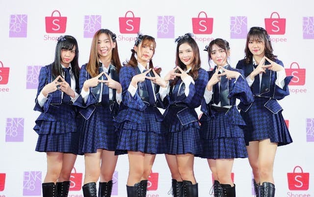 08ShopeeXBNK48