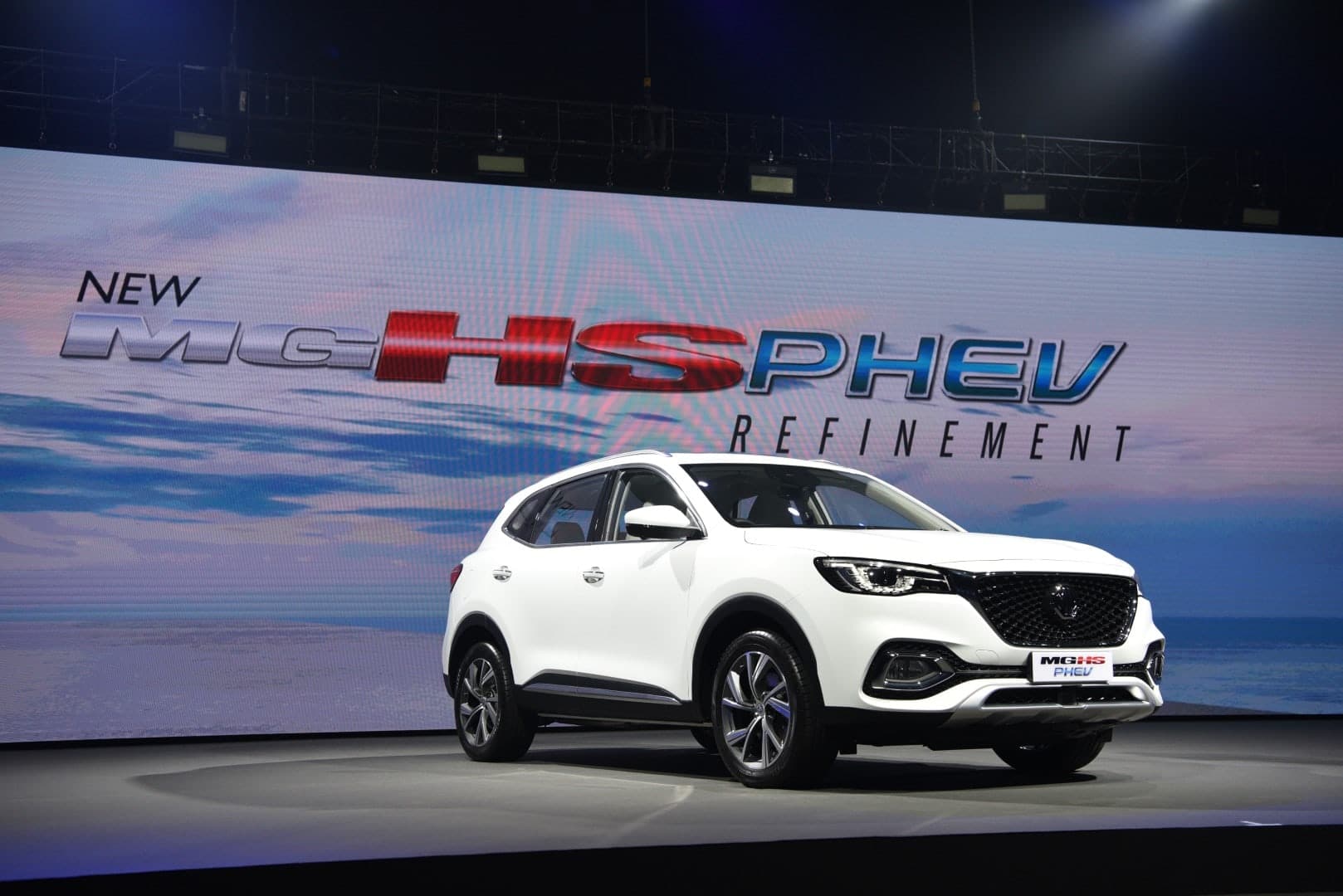 MG NEW MG HS PHEV