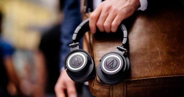 ATH M50xBT lifestyle 62