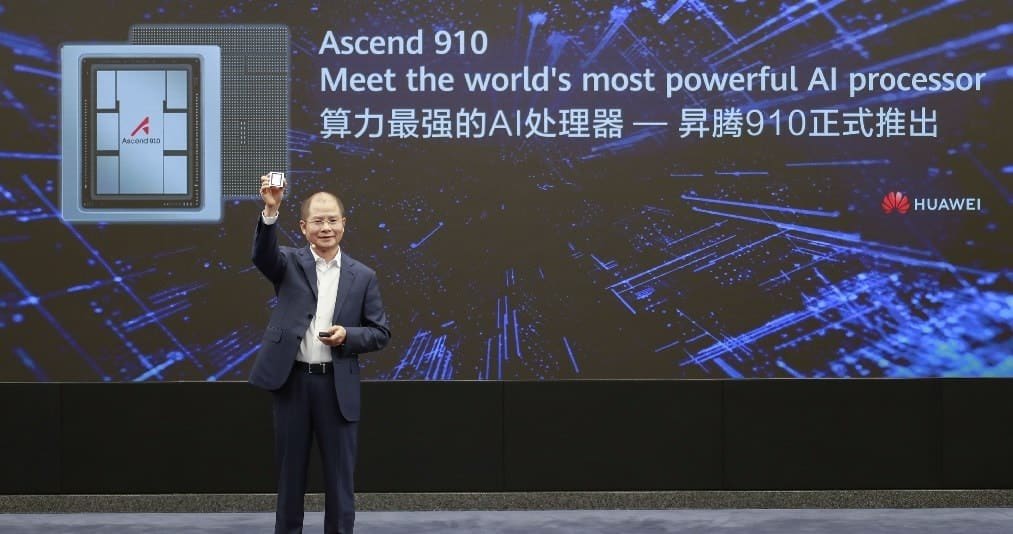 Eric Xu announcing the release of the Ascend 910 AI processor