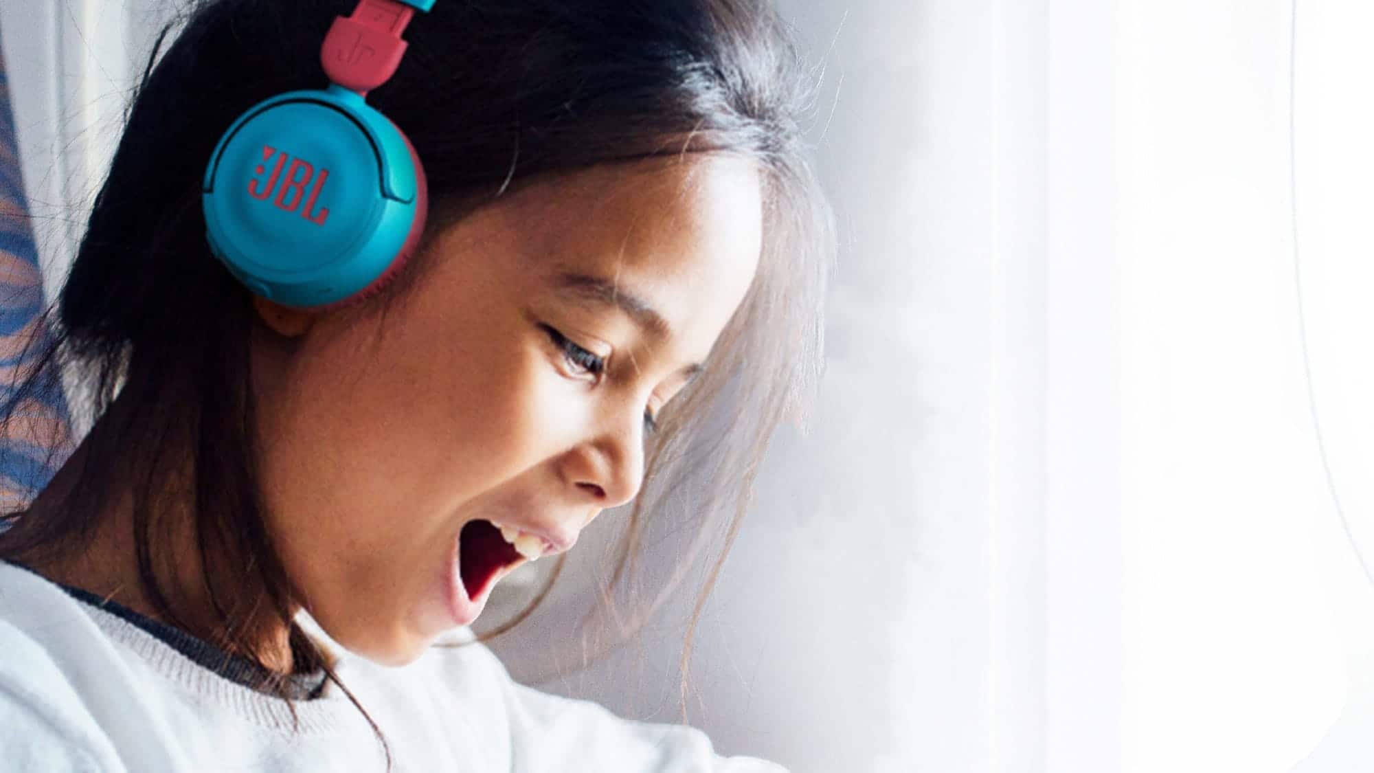 AW JBL JR310BT