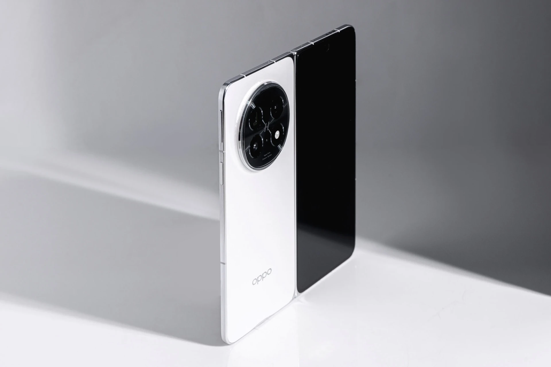 OPPO Find N5_First Sale (1)