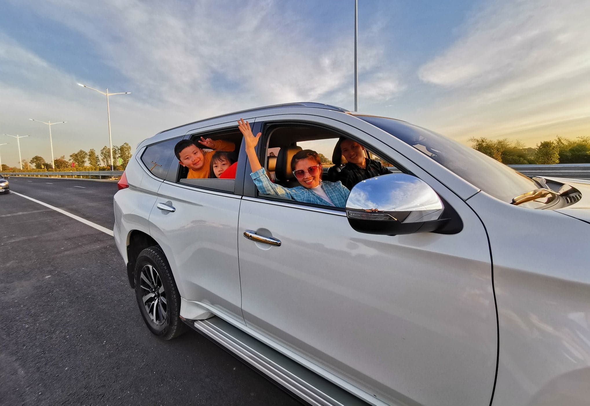 Huawei Helps to Build the First Smart Expressway in Laos